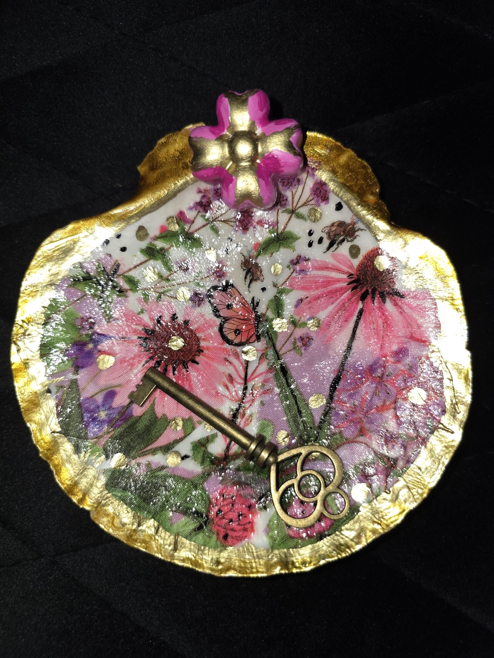 Floral Clam Shell Trinket Dish with Gold Edge and Vintage Key Accent for fortune